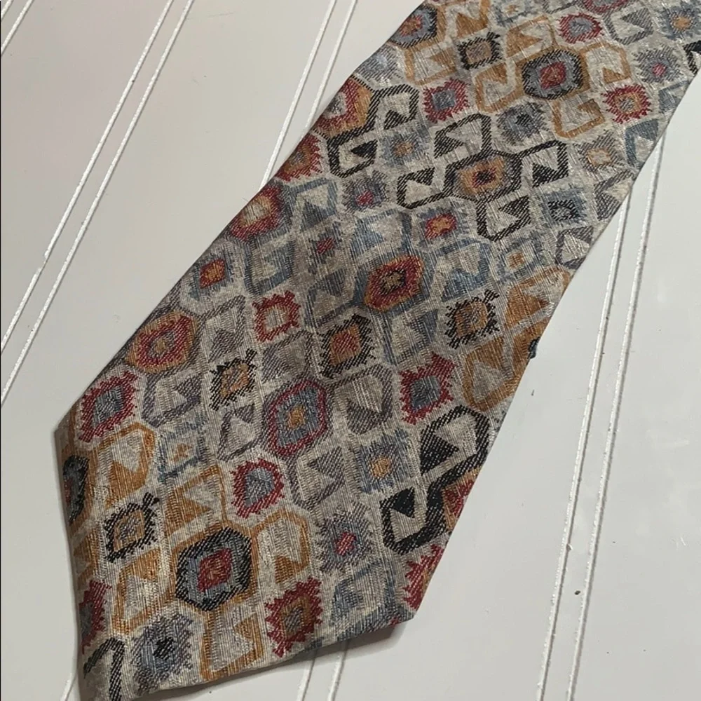 Evan Picone Gray Red Gold 100% Silk Tie